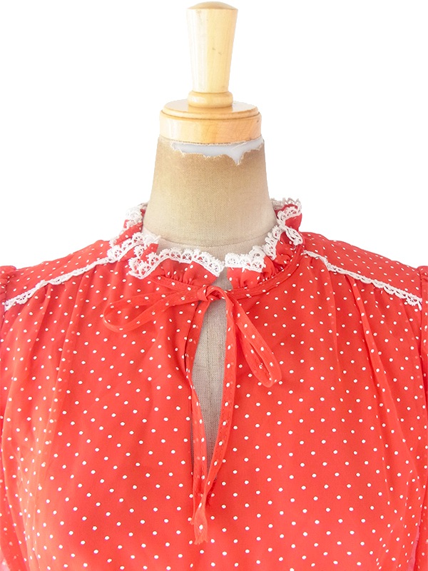 ヨーロッパ古着 ロンドン買い付け 70年代製 レッド X ホワイト 水玉・レーステープ 共布ベルト ロング ワンピース 20OM203