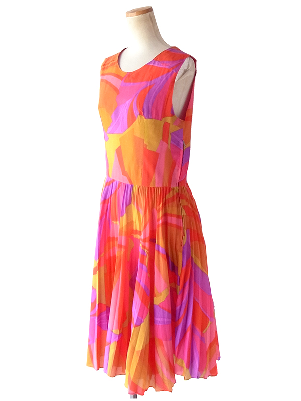 ロンドン買付け 70年代製  カラフル レトロサイケ柄 ヴィンテージ プリーツ ワンピース 2OM008