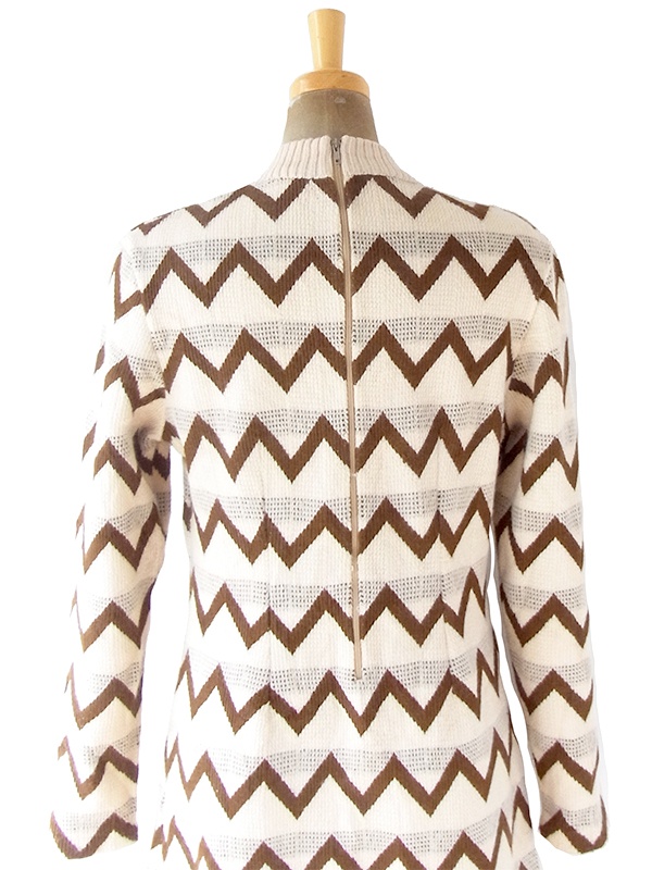 ヨーロッパ古着 ロンドン買い付け 70年代製 オフホワイト X ブラウン 山道柄 ウール ニット ワンピース 20OM407