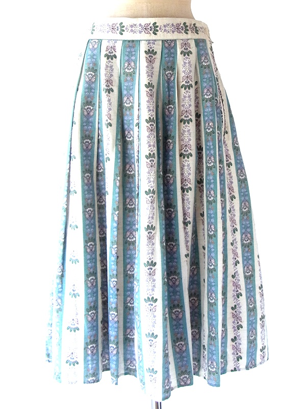 【ヨーロッパ古着】ロンドン買い付け 60年代製 水色 X ホワイト ラベンダー 花柄 プリーツ スカート 22BS121【レトロ】