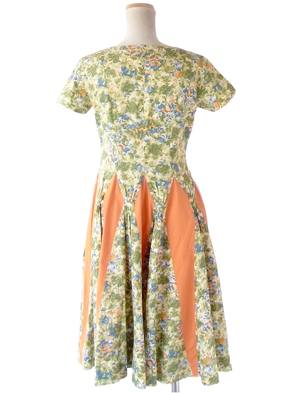 ヨーロッパ古着 ロンドン買い付け 60年代製 グリーン X 花柄 オレンジ生地切り返し ヴィンテージ ワンピース 21BS200
