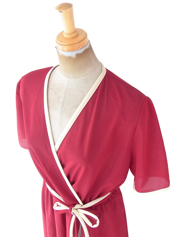 ヨーロッパ古着 ロンドン買い付け 70年代製 バーガンディー X アイボリー アンブレラプリーツ 共布ベルト付き ワンピース 21BS202