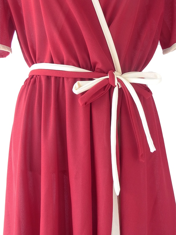 ヨーロッパ古着 ロンドン買い付け 70年代製 バーガンディー X アイボリー アンブレラプリーツ 共布ベルト付き ワンピース 21BS202