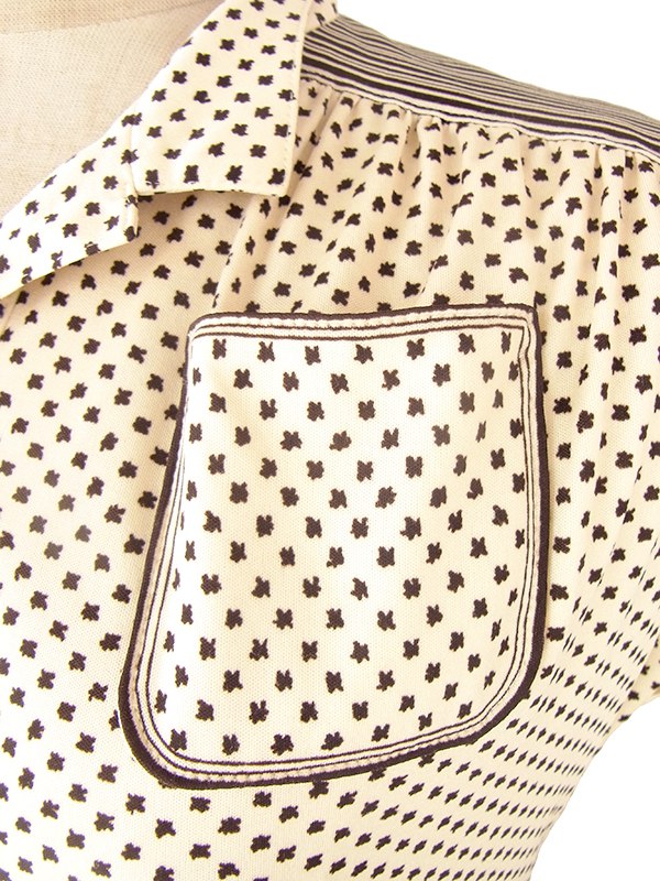 ヨーロッパ古着 フランス買い付け 70年代製 アイボリー X ブラウン レトロ柄 ヴィンテージ ワンピース 21FC106