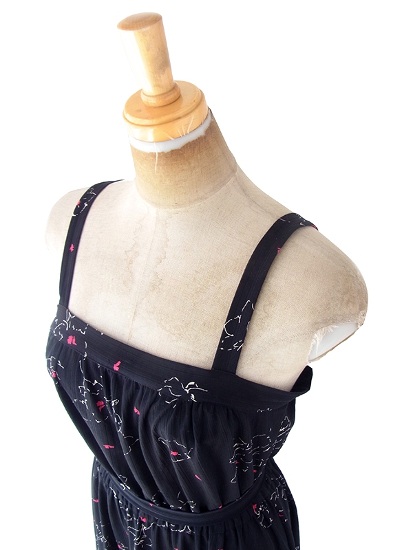 ヨーロッパ古着 フランス買い付け 70年代製 ブラック X レッド  共布ベルト付き ストラップ ワンピース 21FC109