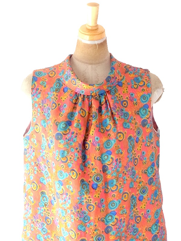 ヨーロッパ古着 フランス買い付け 60年代製 オレンジ X カラフル レトロ柄 控えめな光沢を帯びた生地 ワンピース 21FC114
