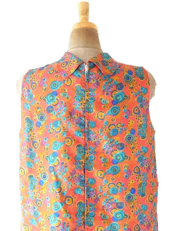 ヨーロッパ古着 フランス買い付け 60年代製 オレンジ X カラフル レトロ柄 控えめな光沢を帯びた生地 ワンピース 21FC114