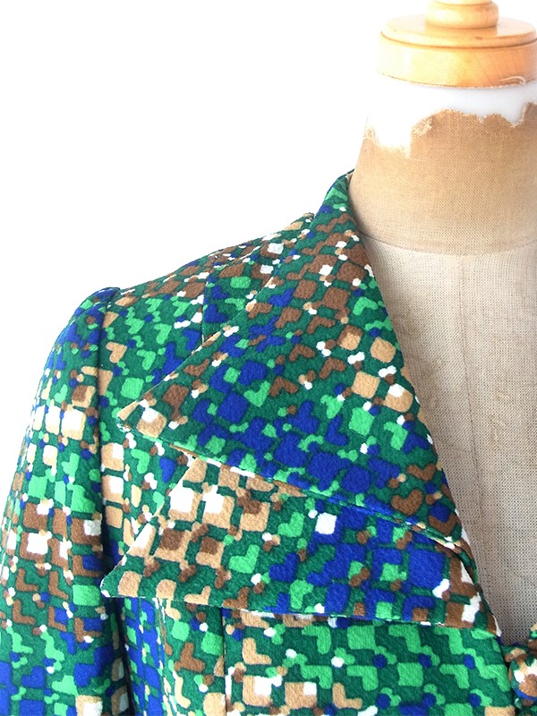 ヨーロッパ古着 フランス買い付け 70年代製 グリーン X ブルー X ベージュ レトロ柄 ダブル襟 ワンピース 21FC206