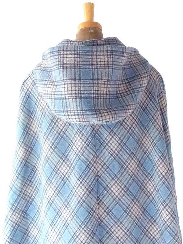 ヨーロッパ古着 フランス買い付け 60年代製 水色 X グレイ チェック柄 着脱可能フード付き ウール マントコート 21FC324