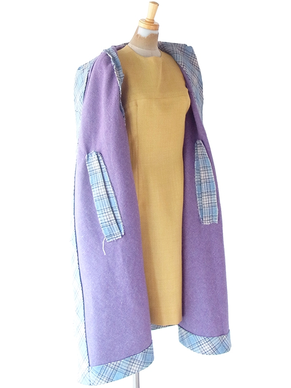 ヨーロッパ古着 フランス買い付け 60年代製 水色 X グレイ チェック柄 着脱可能フード付き ウール マントコート 21FC324