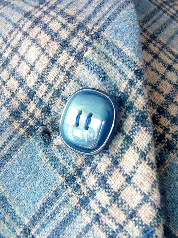 ヨーロッパ古着 フランス買い付け 60年代製 水色 X グレイ チェック柄 着脱可能フード付き ウール マントコート 21FC324