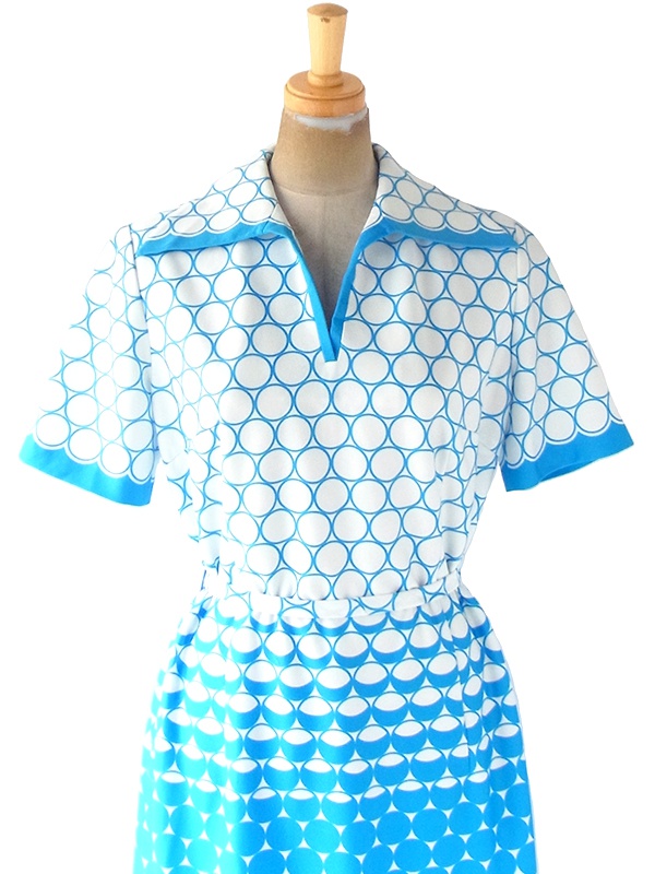 ヨーロッパ古着 ロンドン買い付け 70年代製 ホワイト X ブルー レトロ柄 共布ベルト付き ヴィンテージ ワンピース 21OM113