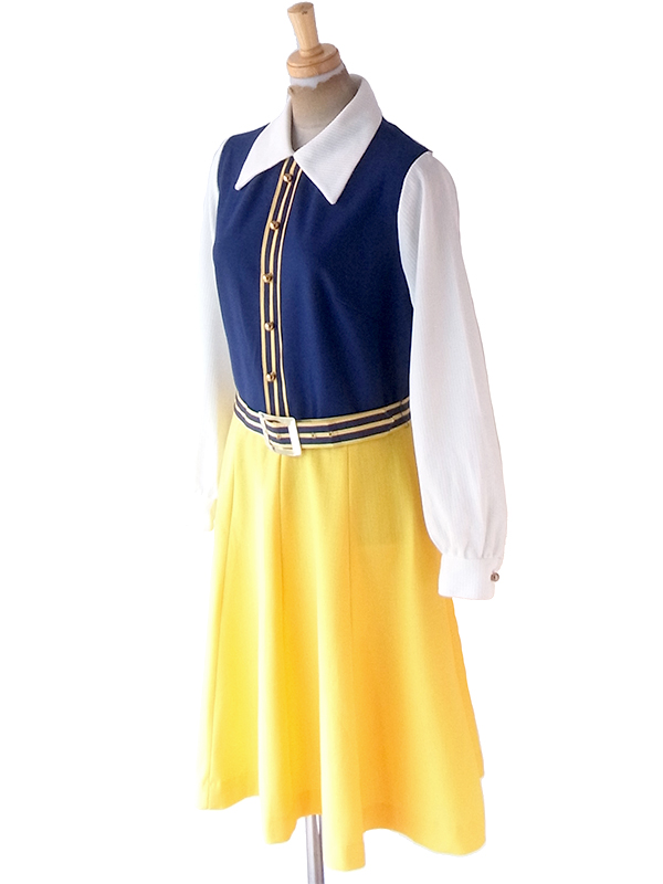 ロンドン買い付け 70年代製 ホワイト X イエロー・ブルー 腕部生地切り返し ベルト付き ワンピース 21OM910