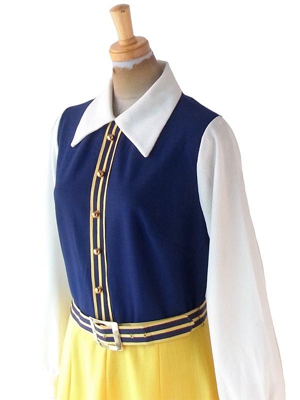 ロンドン買い付け 70年代製 ホワイト X イエロー・ブルー 腕部生地切り返し ベルト付き ワンピース 21OM910