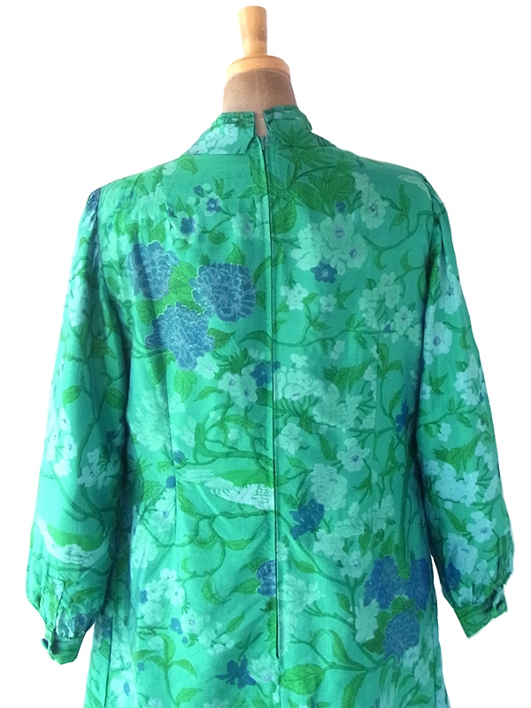 ヨーロッパ古着 ロンドン買い付け 70年代製 エメラルドグリーン X あじさい柄 ドレープデザイン ワンピース 22BS000