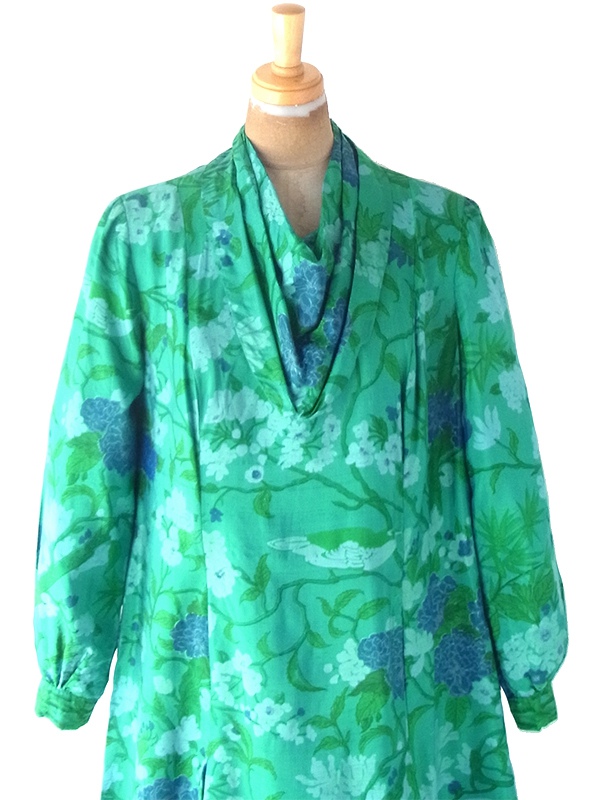 ヨーロッパ古着 ロンドン買い付け 70年代製 エメラルドグリーン X あじさい柄 ドレープデザイン ワンピース 22BS000