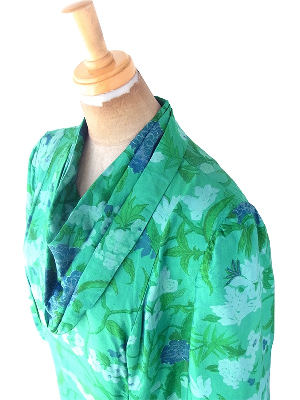 ヨーロッパ古着 ロンドン買い付け 70年代製 エメラルドグリーン X あじさい柄 ドレープデザイン ワンピース 22BS000