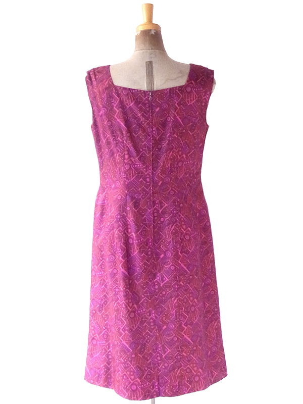 ヨーロッパ古着 ロンドン買い付け 光沢のあるバーガンディー X アフリカ風プリント ヴィンテージ ワンピース 22BS103