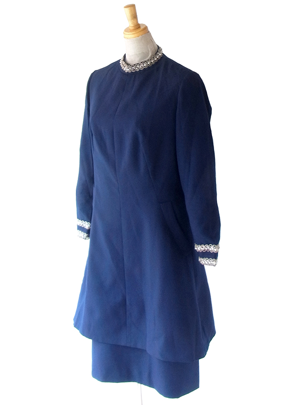 ヨーロッパ古着 ロンドン買い付け 70年代製 ロイヤルブルー X パール風装飾 ポケット付き ヴィンテージ ワンピース 22BS205