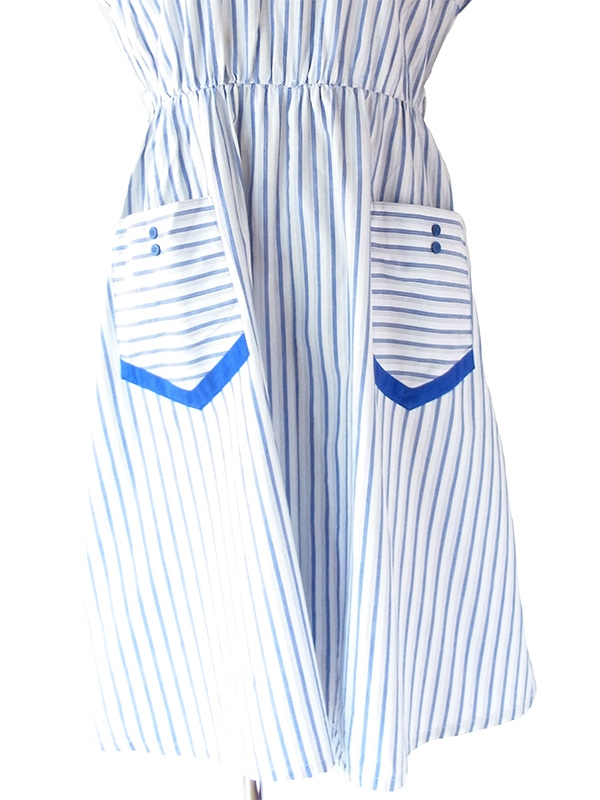 ヨーロッパ古着 フランス買い付け 60年代製 ホワイト X ブルー ストライプ ポケット付き ヴィンテージ ワンピース　22FC003