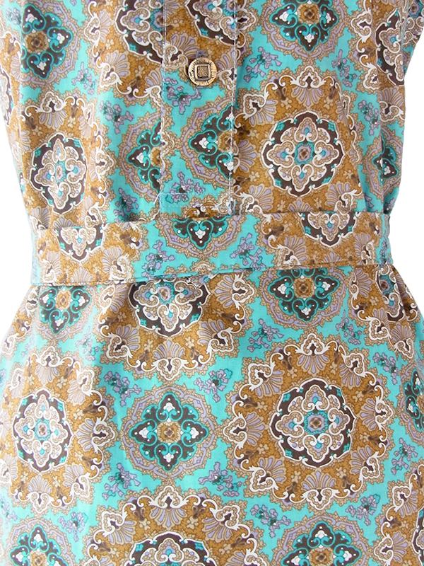 ヨーロッパ古着 フランス買い付け 60年代製 ターコイズブルー X ゴールド メダリオン柄 共布ベルト付き ヴィンテージ ワンピース 22FC016