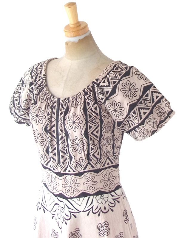 ヨーロッパ古着 フランス買い付け 60年代製 サンドベージュ X ブラック レトロ柄 ロング丈 カット裾 ワンピース 22FC019