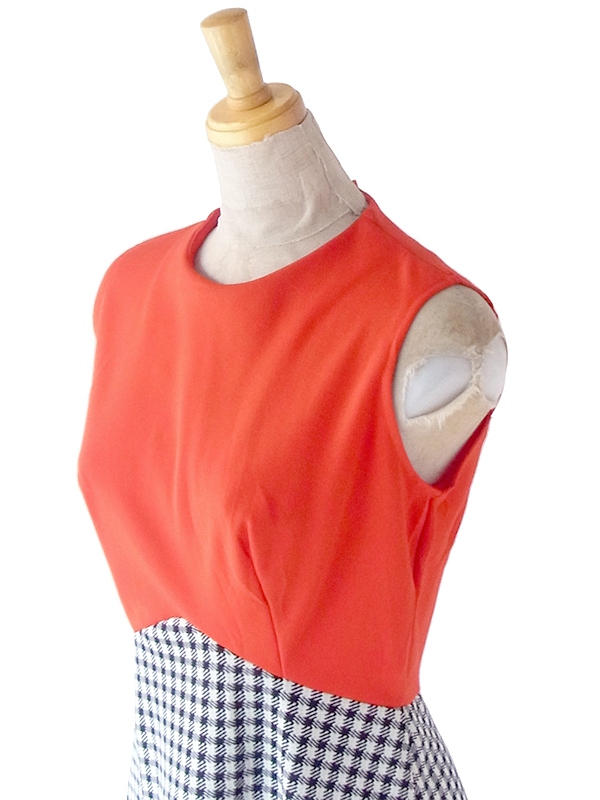 ヨーロッパ古着 ロンドン買い付け 70年代製 レッド X モノトーン シェパードチェック 切り返し ヴィンテージ ワンピース 22OM303