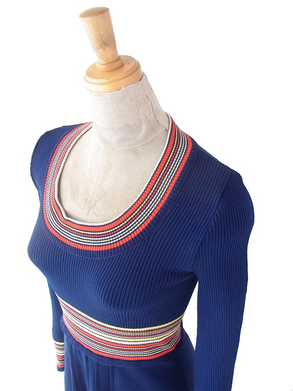 ヨーロッパ古着 ロンドン買い付け 70年代製 ネイビー X カラフル ストライプ 生地切替し ヴィンテージワンピース 22OM309