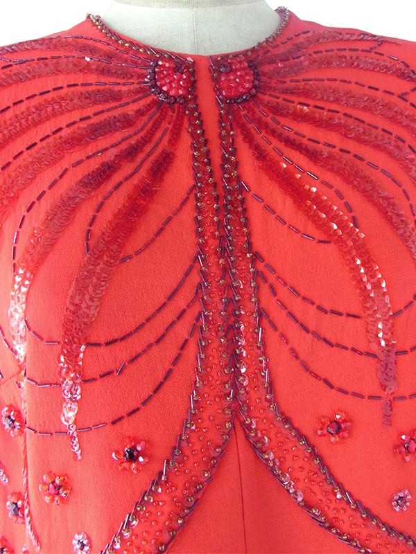 ヨーロッパ古着 ロンドン買い付け 70年代製 レッド X ビジュー飾り付き ヴィンテージ ロングドレス 23BS004