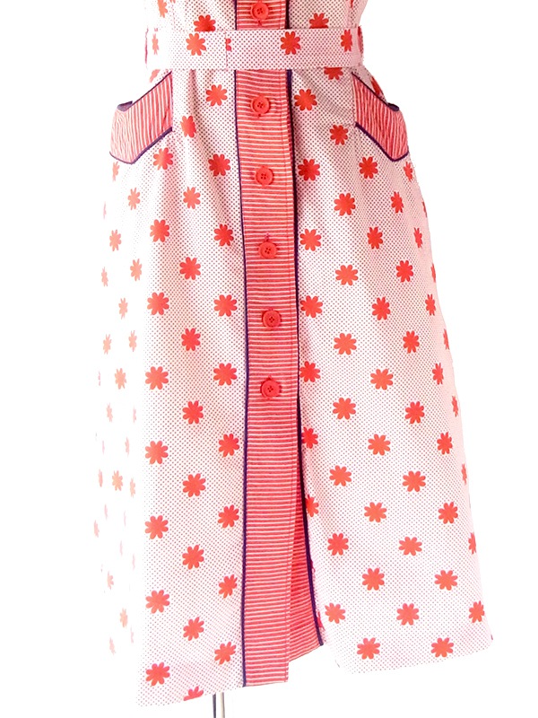 ヨーロッパ古着 フランス買い付け 60年代製 レッド X ホワイト レトロ柄 ブルー 縁取り ワンピース 23FC012