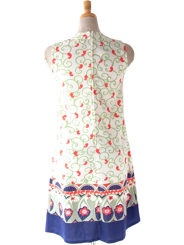 ヨーロッパ古着 フランス買い付け 70年代製 ホワイト X レッド・グリーン・ブルー レトロ柄 ワンピース 23FC013