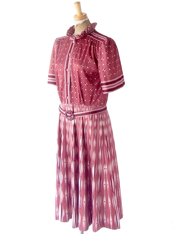 ヨーロッパ古着 フランス買付け70年代製 バーガンディー X レトロ柄 ベルト付き ヴィンテージ ワンピース 23FC018