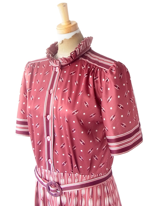 ヨーロッパ古着 フランス買付け70年代製 バーガンディー X レトロ柄 ベルト付き ヴィンテージ ワンピース 23FC018