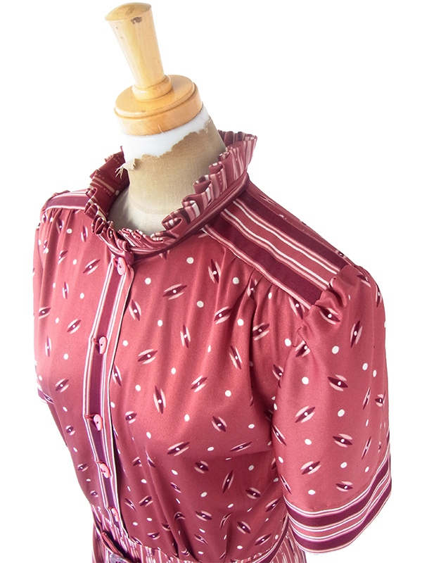 ヨーロッパ古着 フランス買付け70年代製 バーガンディー X レトロ柄 ベルト付き ヴィンテージ ワンピース 23FC018