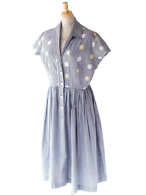 ヨーロッパ古着 フランス買い付け 60年代製 ギンガムチェック X ホワイト・イエロー 花柄刺繍 ヴィンテージ ワンピース 23FC020