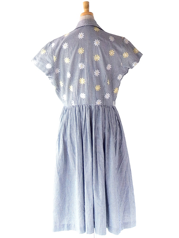 ヨーロッパ古着 フランス買い付け 60年代製 ギンガムチェック X ホワイト・イエロー 花柄刺繍 ヴィンテージ ワンピース 23FC020