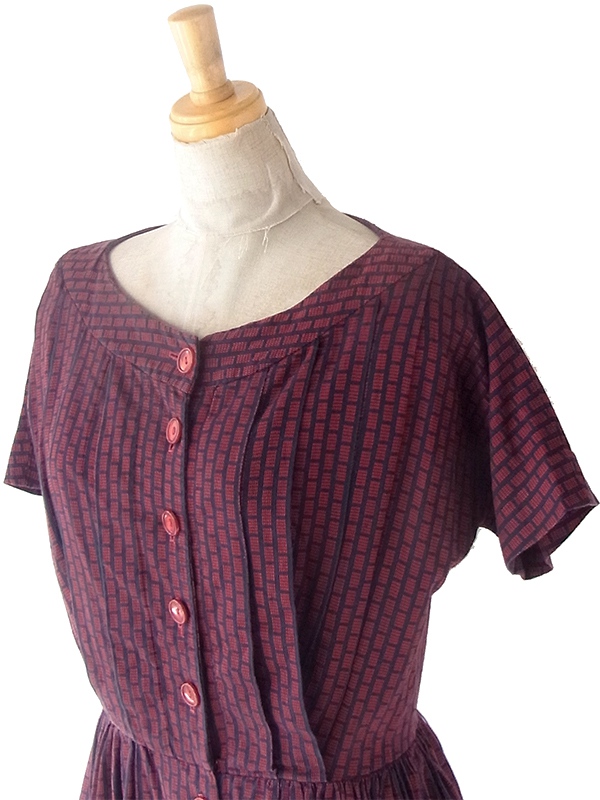 ヨーロッパ古着 70年代フランス製 レッド X ブラック レトロ柄 ヴィンテージ ワンピース 23FC100