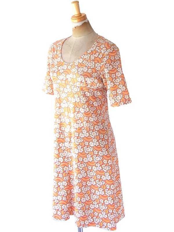 ヨーロッパ古着 70年代フランス製 オレンジ X イエロー・ホワイト レトロ花柄 ヴィンテージ ワンピース 23FC124