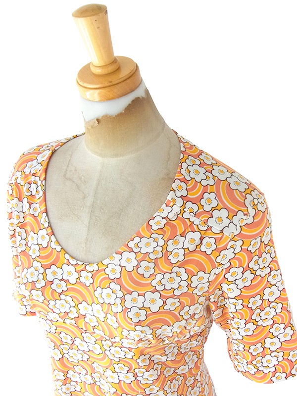 ヨーロッパ古着 70年代フランス製 オレンジ X イエロー・ホワイト レトロ花柄 ヴィンテージ ワンピース 23FC124