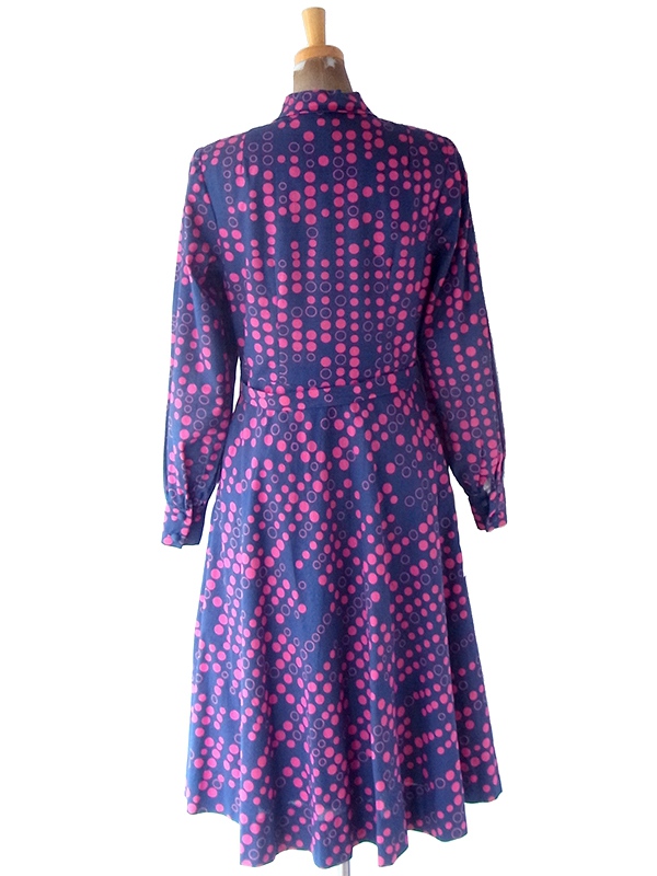 ヨーロッパ古着 フランス買い付け 60年代製 ネイビー X レッド 水玉 共布ベルト付き ヴィンテージ ワンピース 23FC309