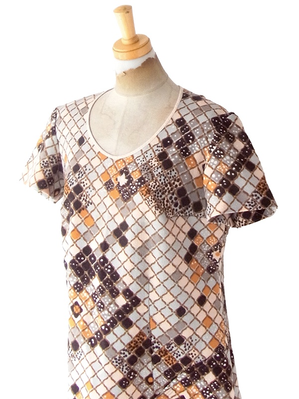 ヨーロッパ古着 フランス買い付け 70年代製 ベージュ X ブラウン・オレンジ 格子柄 ヴィンテージ ワンピース 24FC109