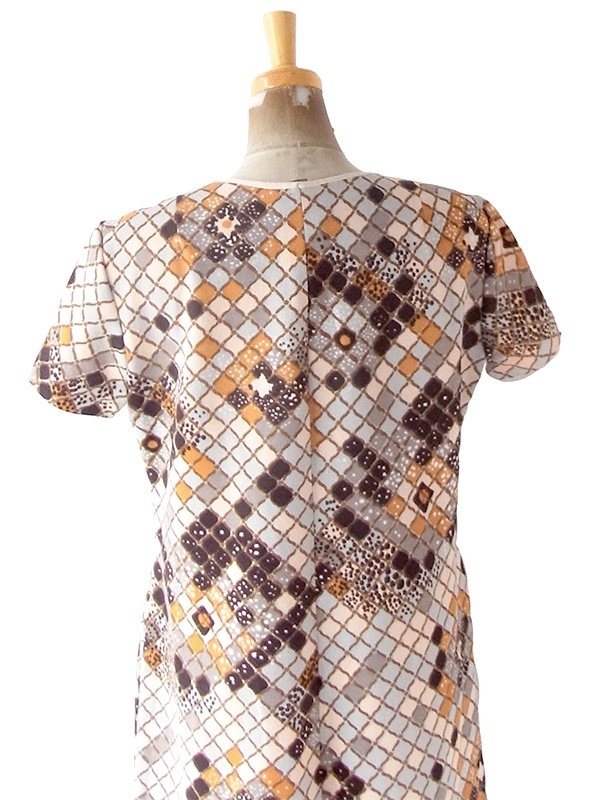 ヨーロッパ古着 フランス買い付け 70年代製 ベージュ X ブラウン・オレンジ 格子柄 ヴィンテージ ワンピース 24FC109