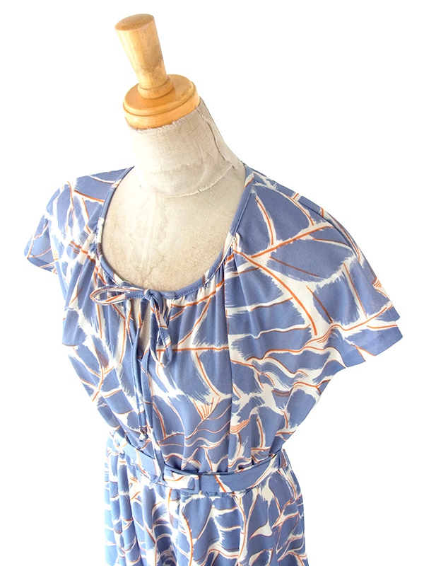 ヨーロッパ古着 フランス買い付け 70年代製 グレイ X レッド・ホワイト レトロ柄 共布ベルト付き ワンピース 24FC205