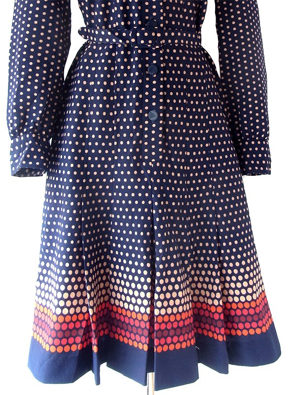 ヨーロッパ古着 ロンドン買い付け 70年代製 ネイビー X ゴールド・レッド 水玉 共布ベルト付き ワンピース 24OM035