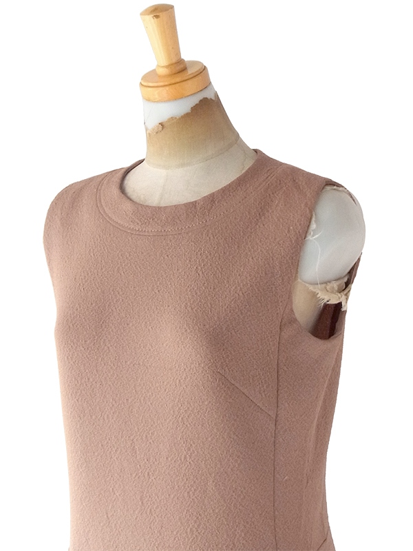 ヨーロッパ古着 ロンドン買い付け 70年代製 ブラウン X レトロデザイン ワンピース 24OM037