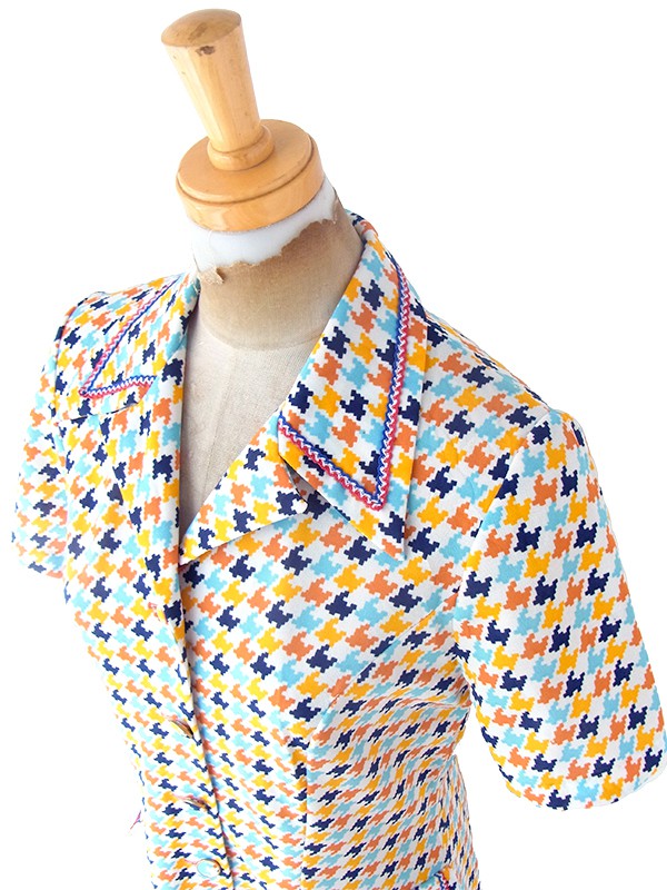 ヨーロッパ古着 ロンドン買い付け 70年代製 ホワイト X カラフル 千鳥格子 ヴィンテージ ワンピース 24OM105