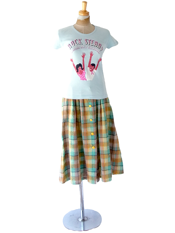 ヨーロッパ古着 70年代フランス製 エメラルドグリーン X イエロー ブロックチェック フロントボタン ヴィンテージ スカート 25FC106