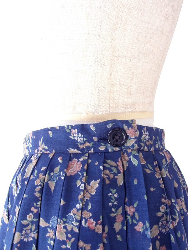 ヨーロッパ古着 70年代フランス製 ネイビー X 花柄プリント 総プリーツ ヴィンテージ スカート 25FC108