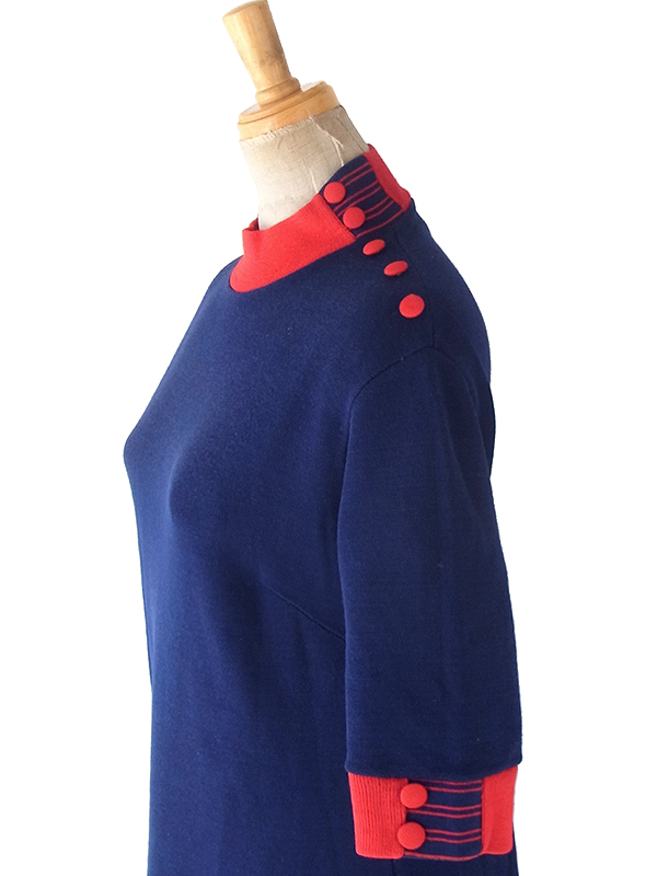 ヨーロッパ古着 フランス買付け 70年代製 ネイビー X レッド ファネルネック Aライン ヴィンテージワンピース 25FC112