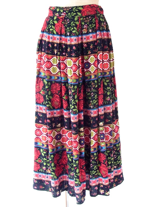 ヨーロッパ古着 イタリア製 UNITED COLORS OF BENETTON カラフル 花柄 プリーツ スカート 25FC213